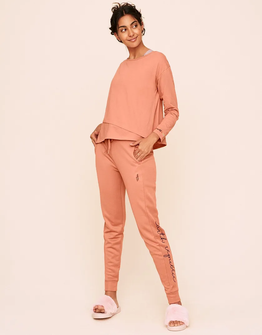 Robin Top Placement Pink activewear bundle Model 6