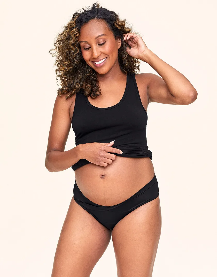 Maternity Tank Black activewear bundle Model 2