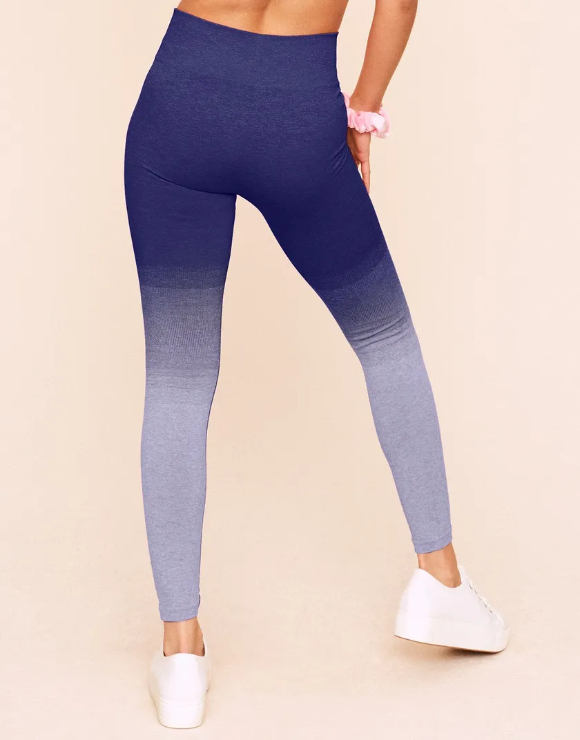 Lilah Ombre Full Legging Blue activewear bundle Model 4