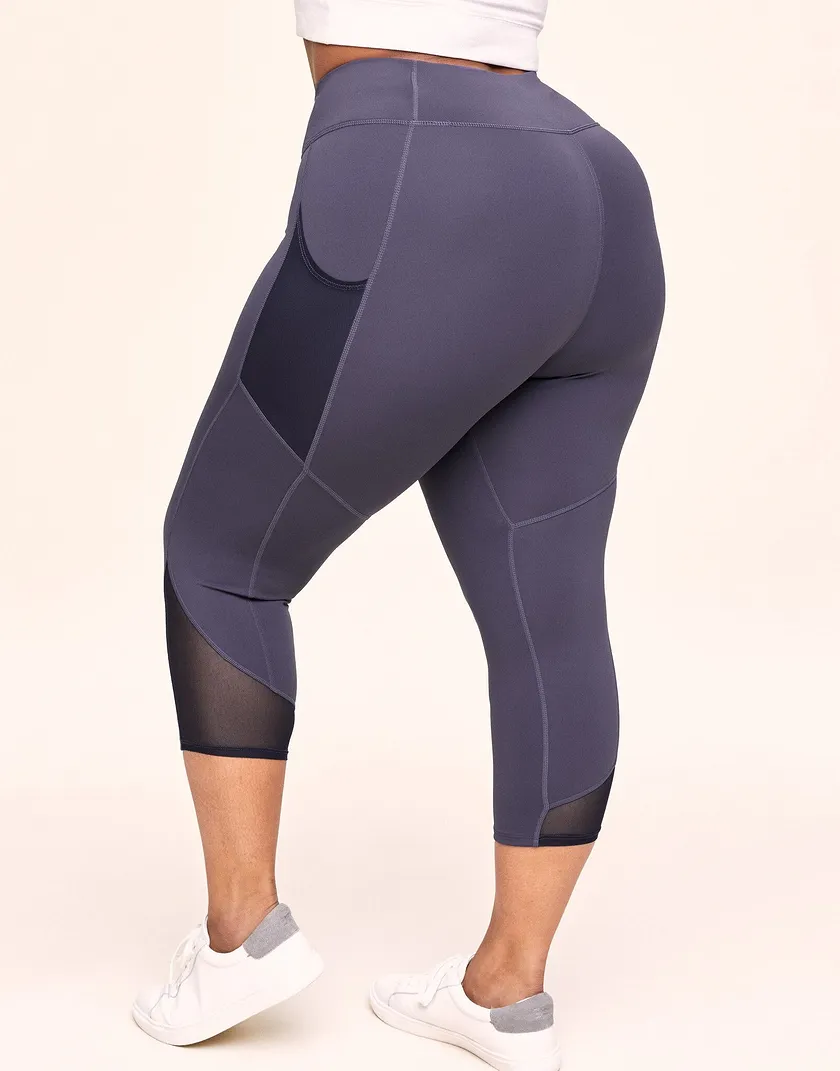 Ava Cozy Crop Dark Gray Plus activewear bundle Model 6