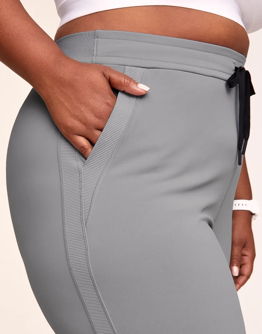 Anisha Gray Plus lounge bundle Model 5