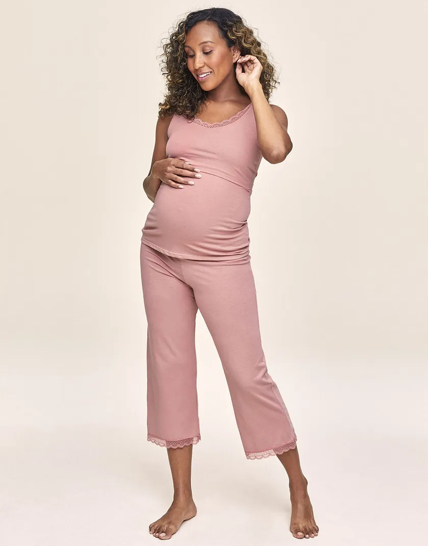 Aura Anytime Tank Medium Pink athleisure bundle Model 2