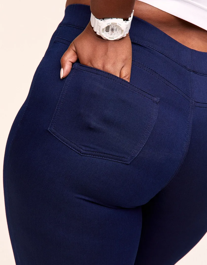 Jordyn Dark Blue Plus legwear bundle Model 4