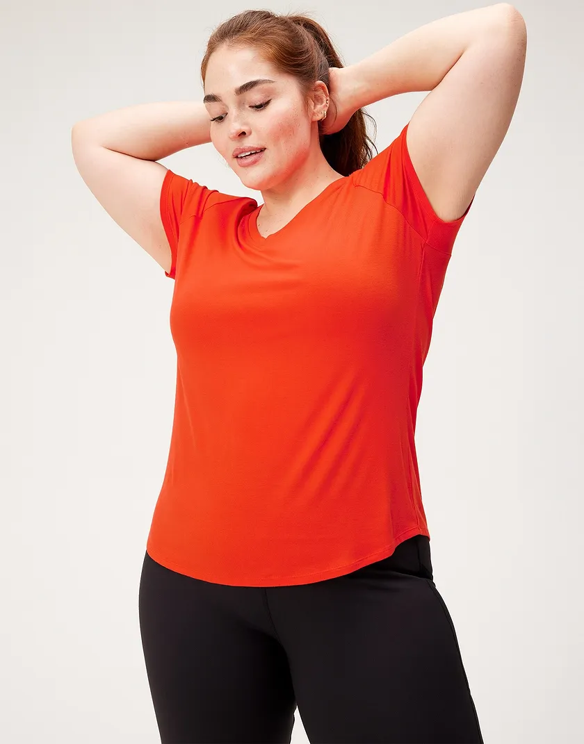 Nicole T-Shirt Dark Red Plus tops bundle Model 2