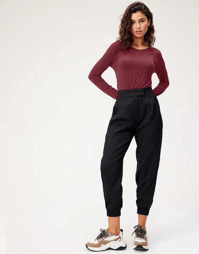 Weston Pant Black pants & shorts bundle Model 3