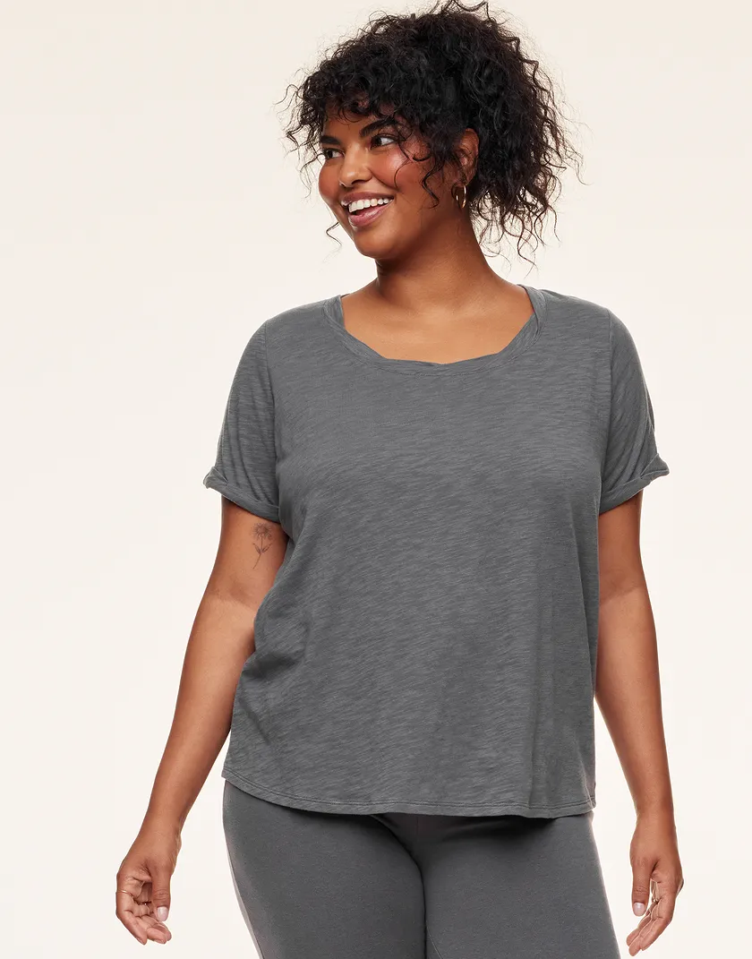 Gabriella Dark Gray Plus lounge bundle Model 2