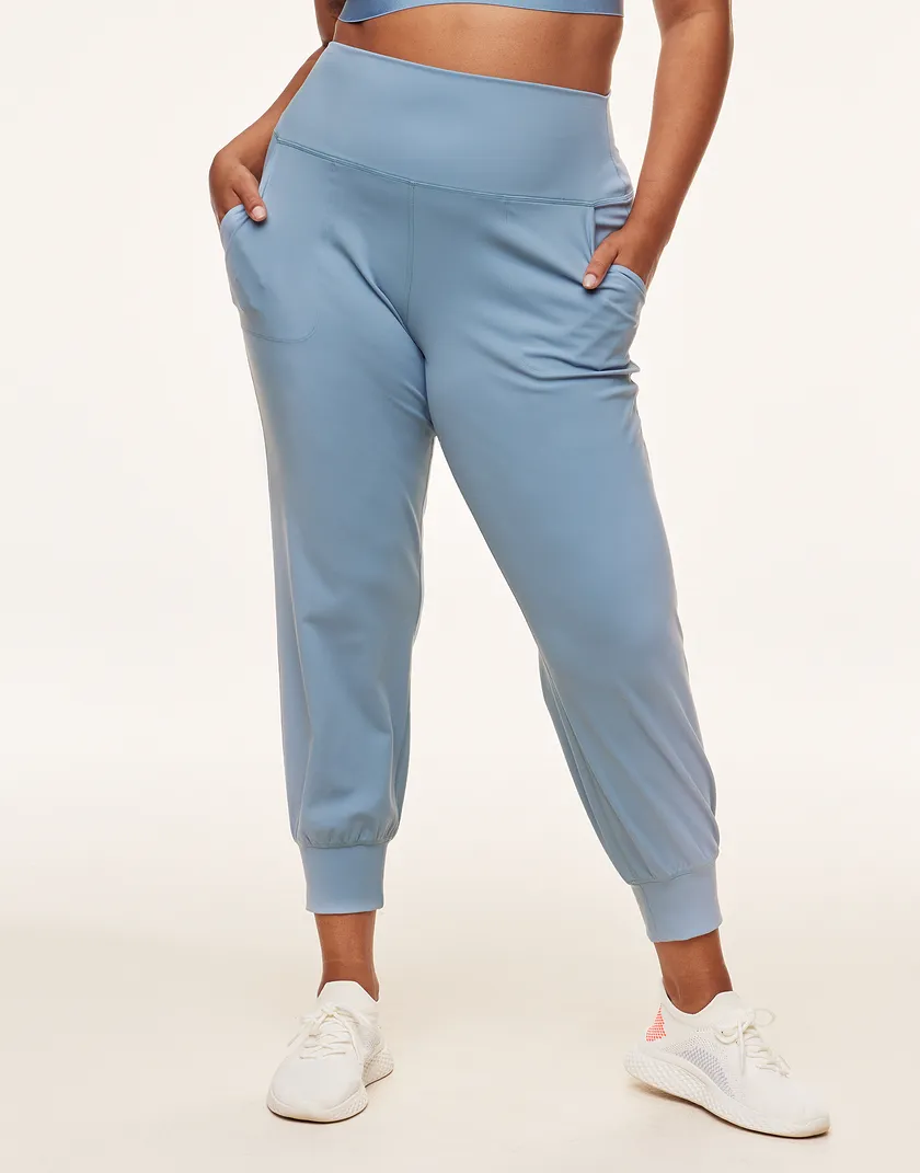 Cora Cozy Jogger Medium Blue Plus activewear bundle Model 2