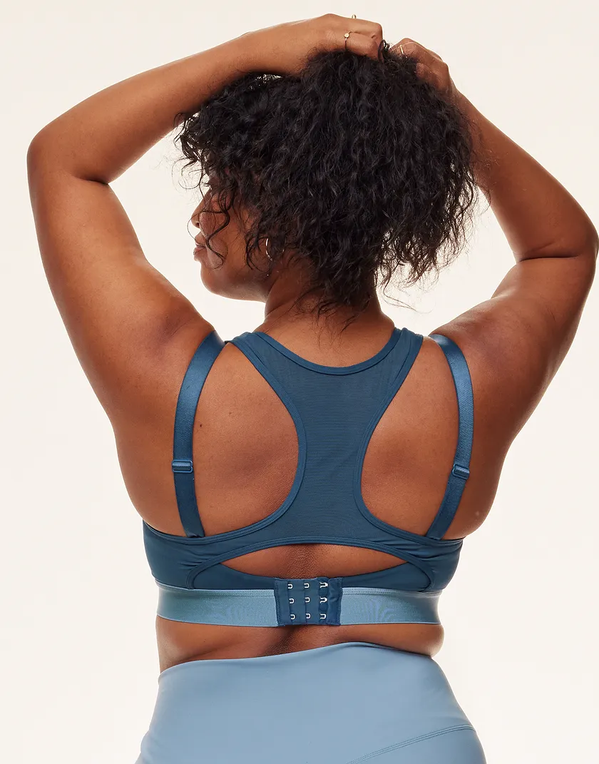 Micah Dark Blue 2 Plus Contour activewear bundle Model 5