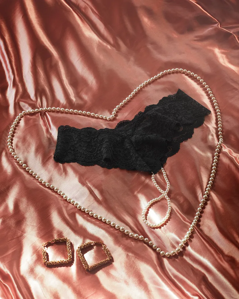 Aster Pearl Thong Black panty bundle Model 6