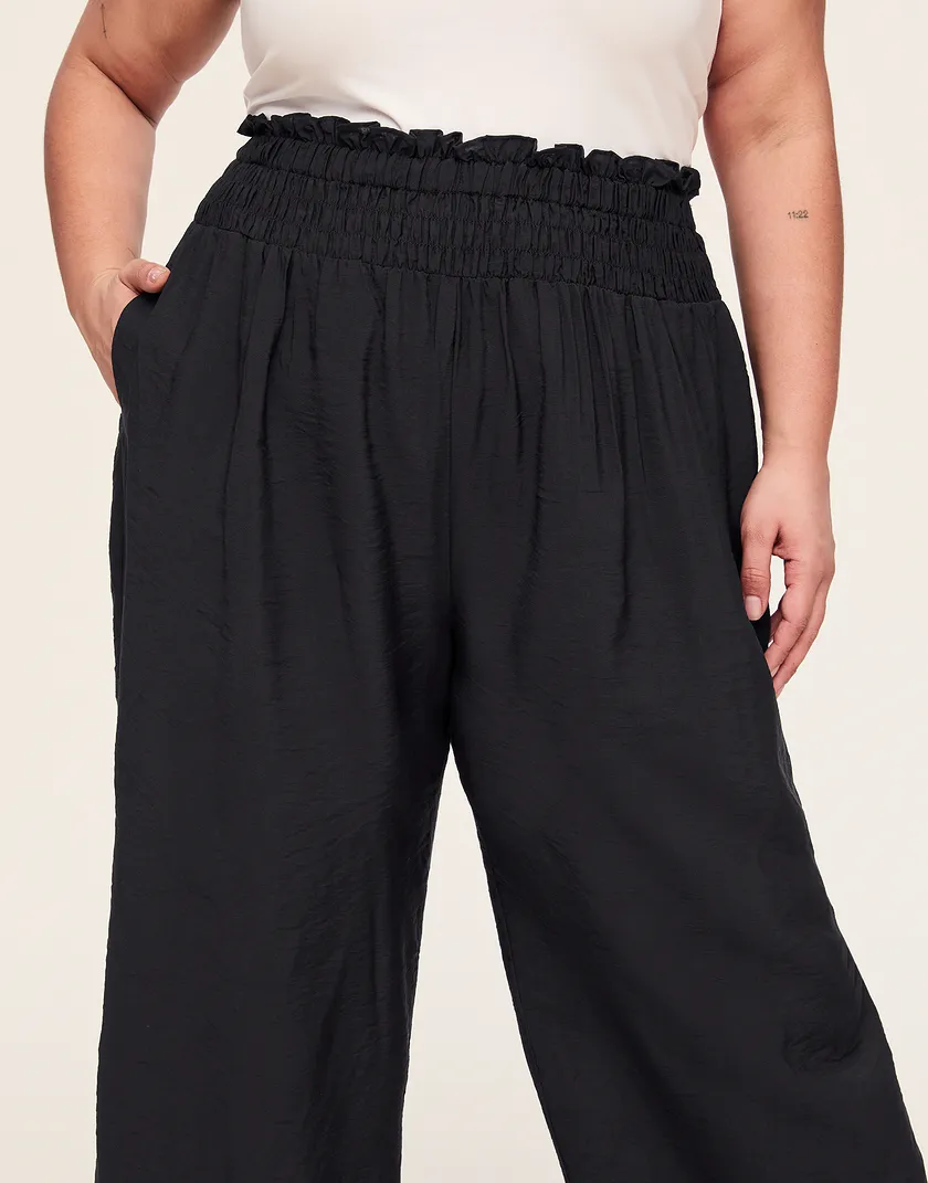 Rosie Pant Black Plus pants & shorts bundle Model 5