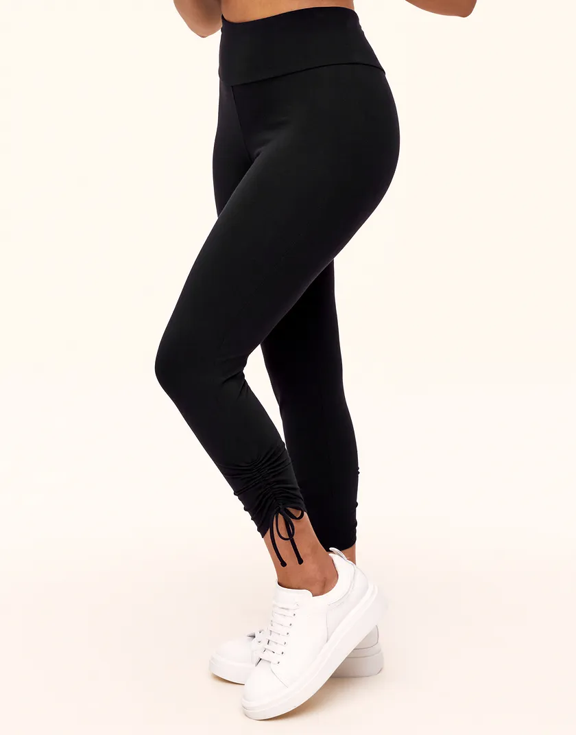Daisy Black Plus lounge bundle Model 1