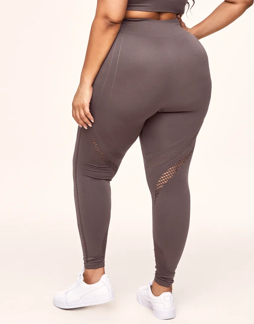Skylar Seamless Legging Gray Plus activewear bundle Model 6
