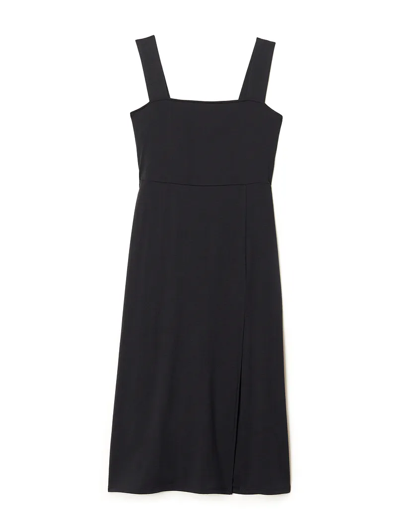 Laurel Dress Black Plus dresses bundle Still 2