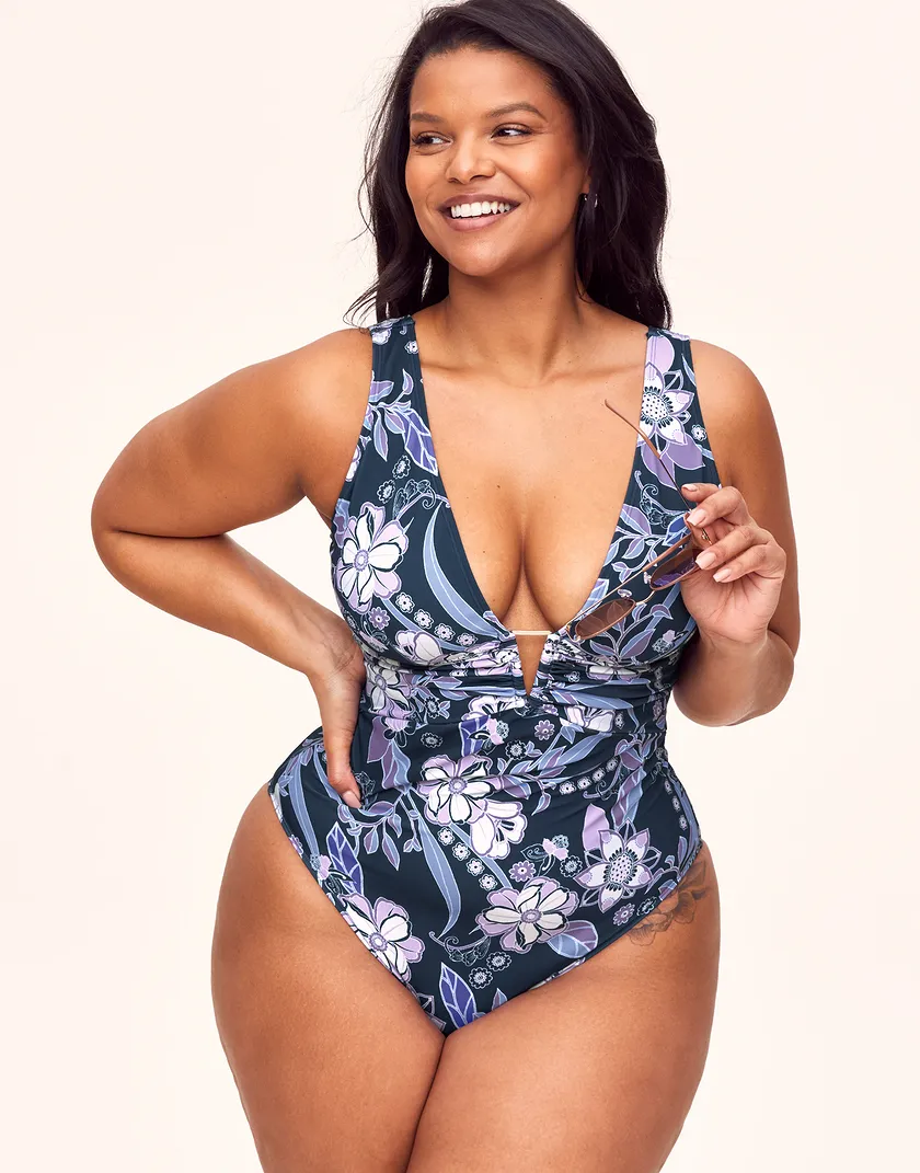 Andria Floral Blue Plus Contour swimwear bundle Model 1