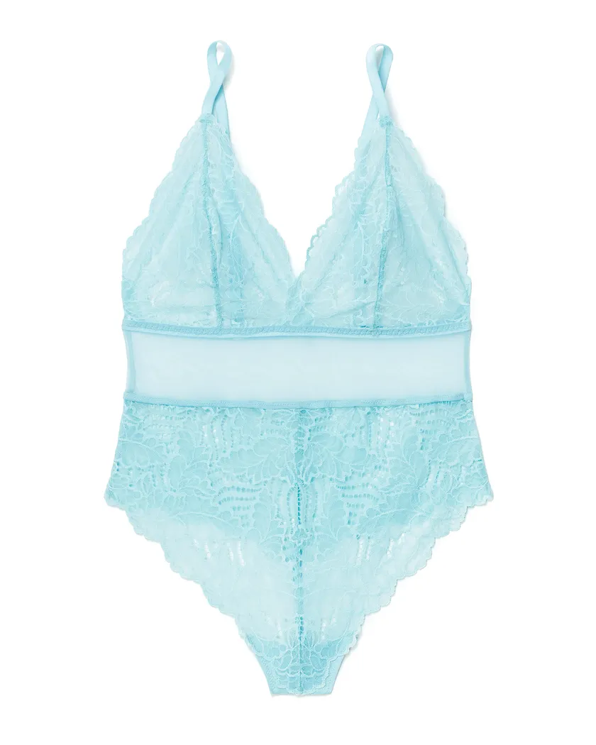 Zora Light Blue lingerie bundle Still 3