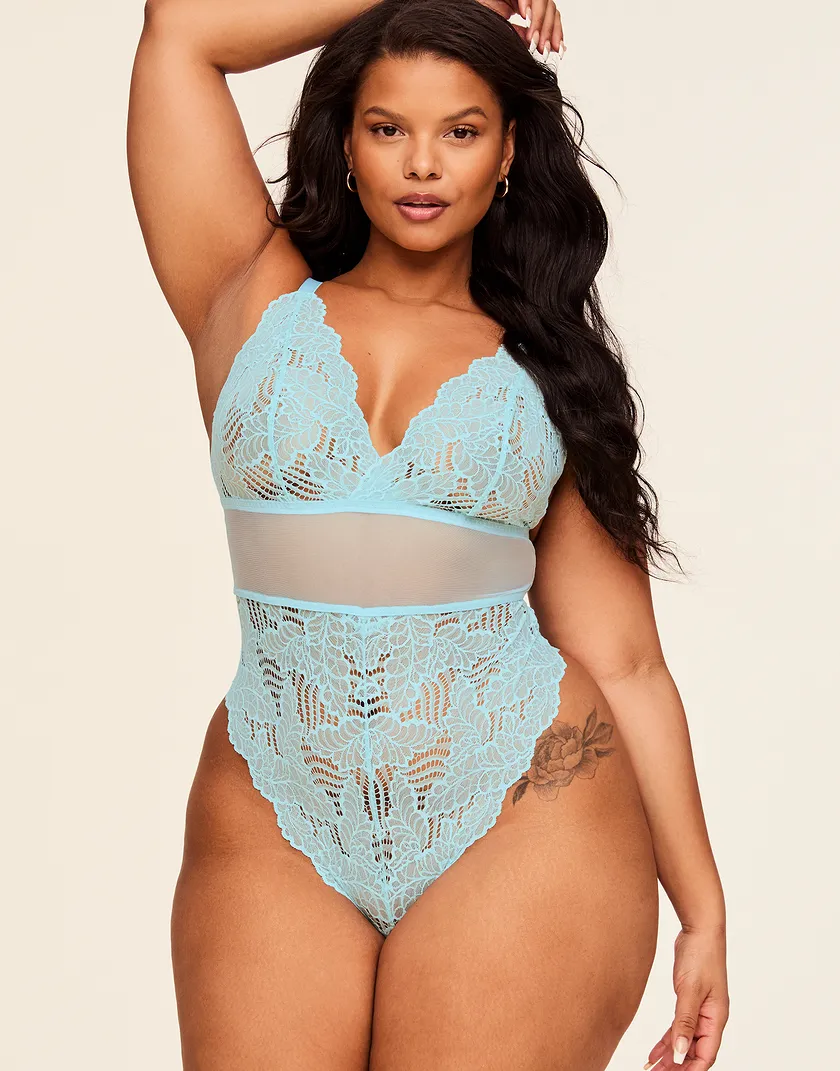 Zora Light Blue Plus lingerie bundle Model 2