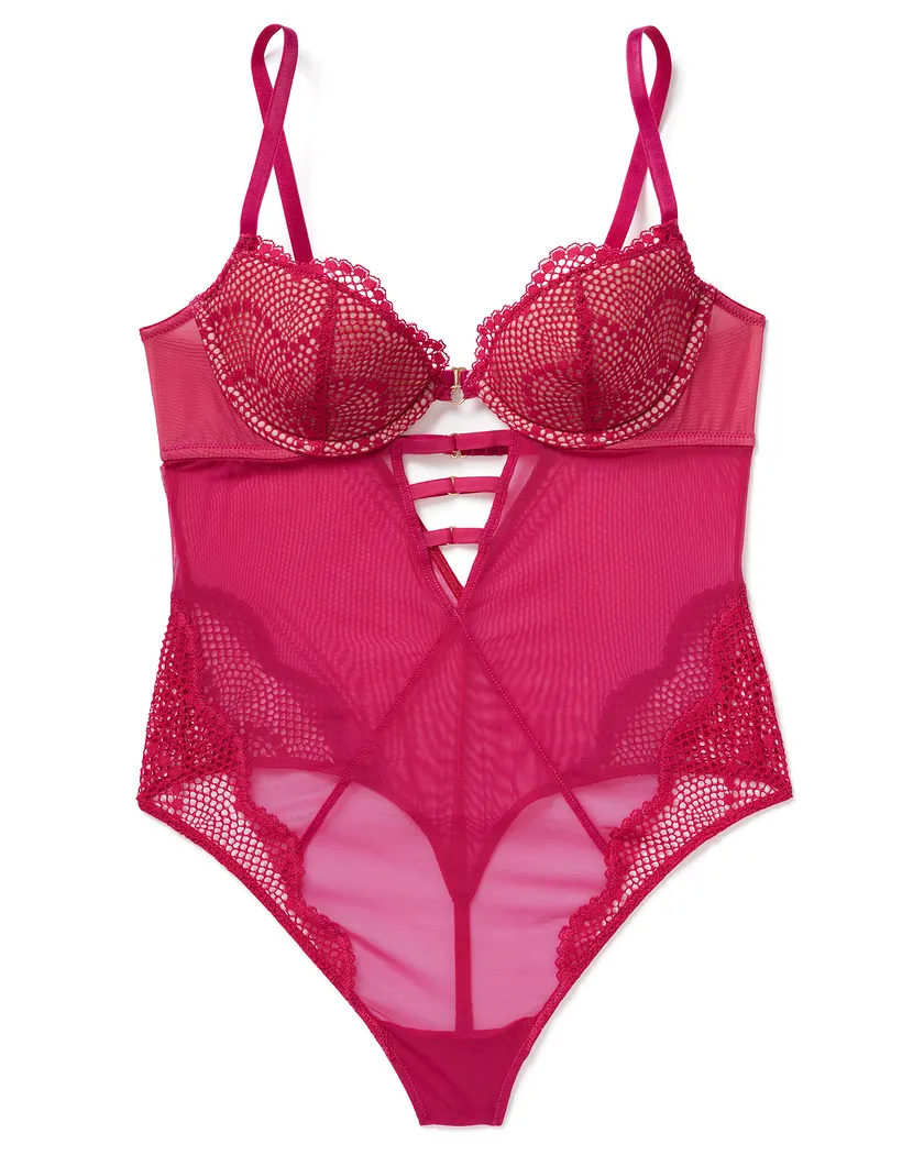 Onika Dark Pink Contour lingerie bundle Still 2