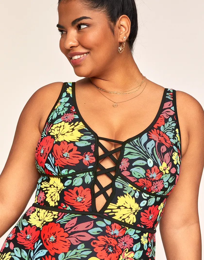 Andressa Floral Black Plus Lightly Lined swimwear bundle Model 3