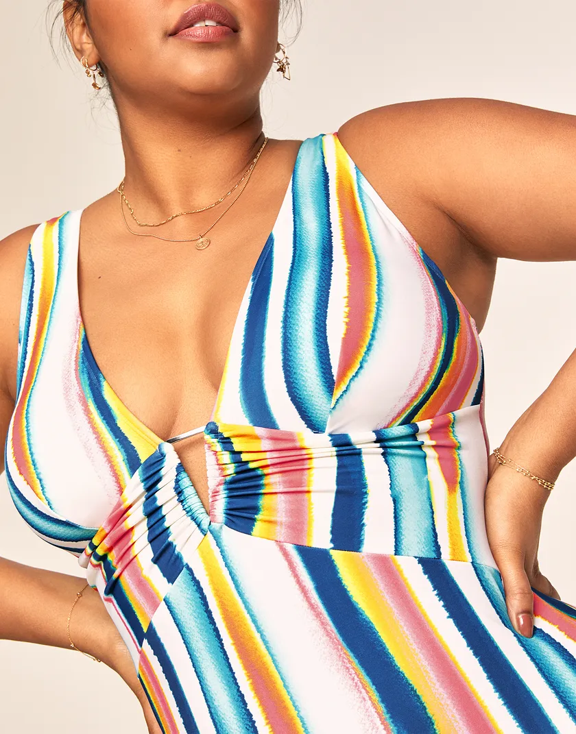 Andria Stripe White 2 Plus Contour swimwear bundle Model 3