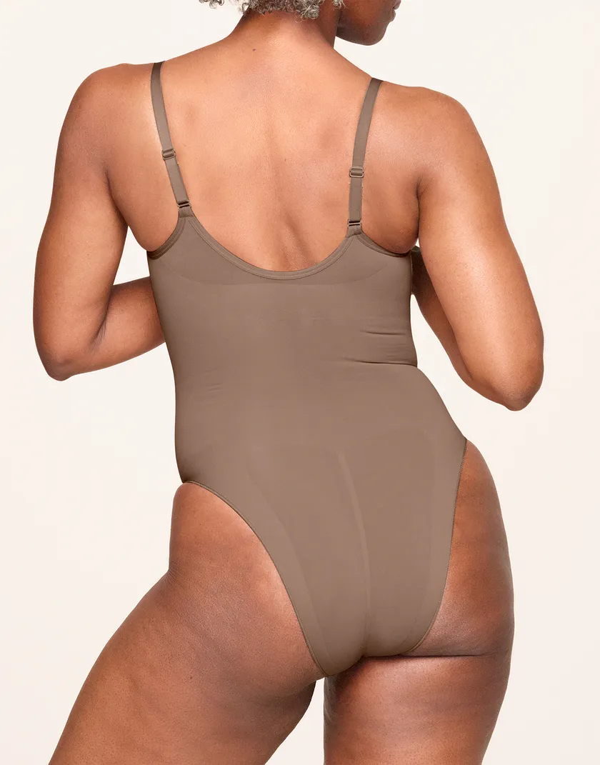 Cady Medium Beige Unlined lingerie bundle Model 4