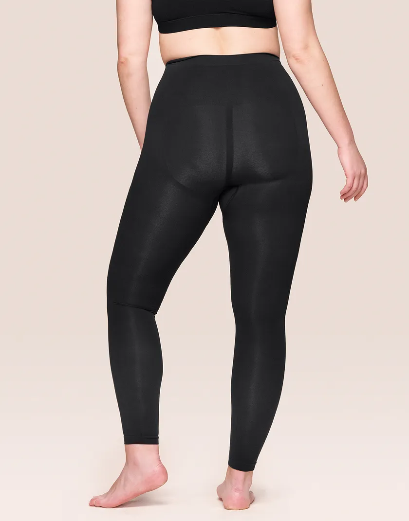 Lilya Black Plus legwear bundle Model 5