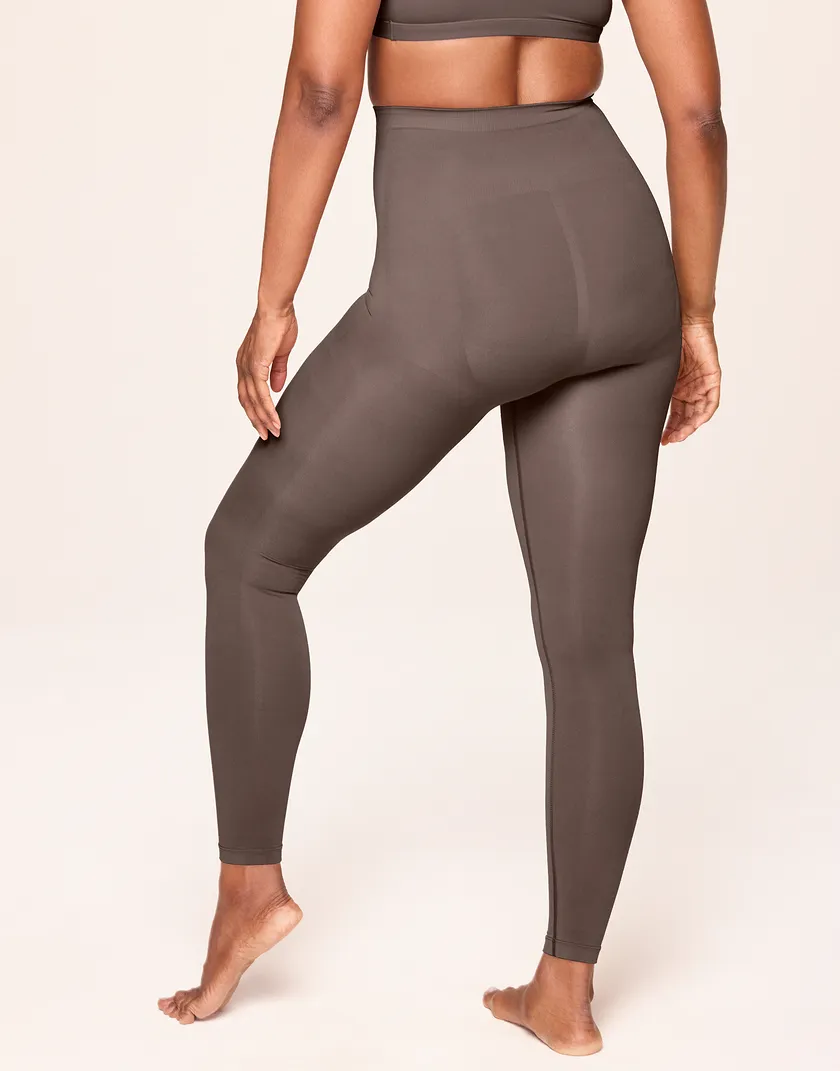 Lilya Dark Brown legwear bundle Model 2