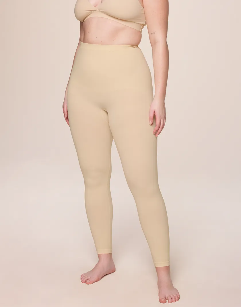 Lilya Light Orange Plus legwear bundle Model 1