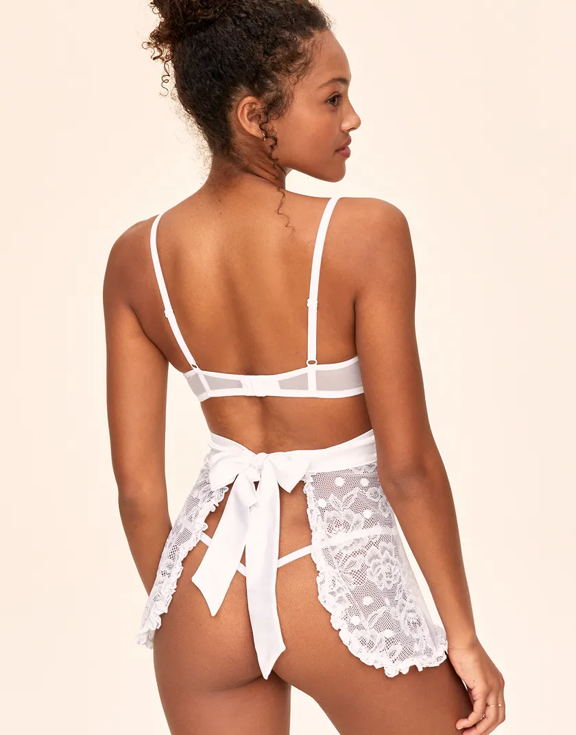 Etty White Unlined lingerie bundle Model 6
