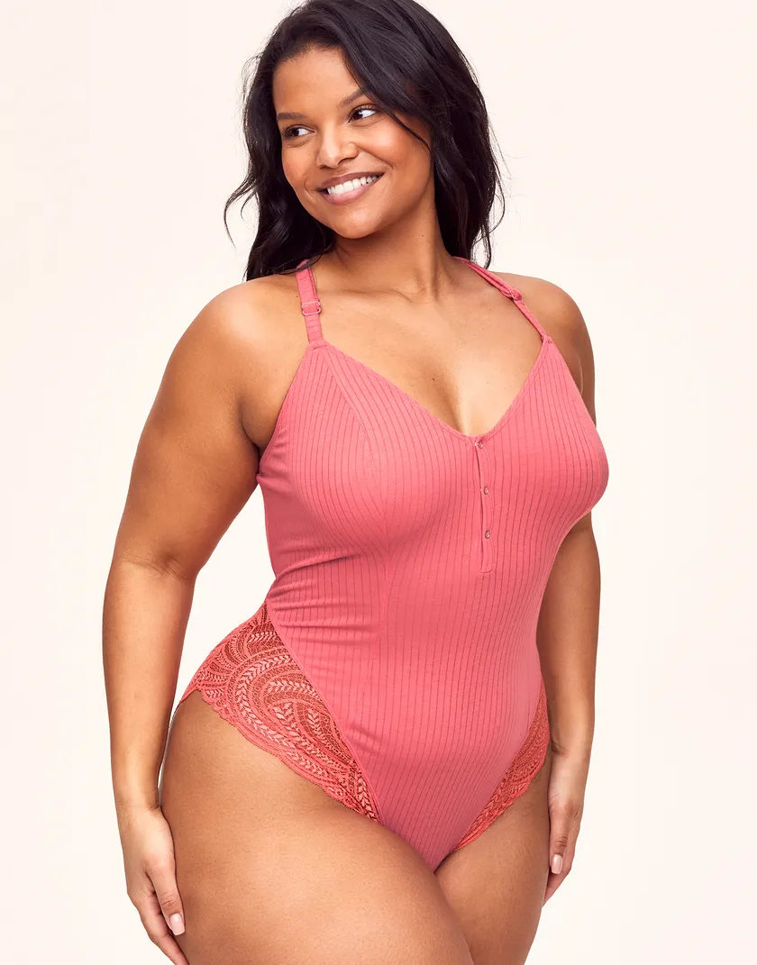 Emilia Medium Pink Plus lounge bundle Model 2