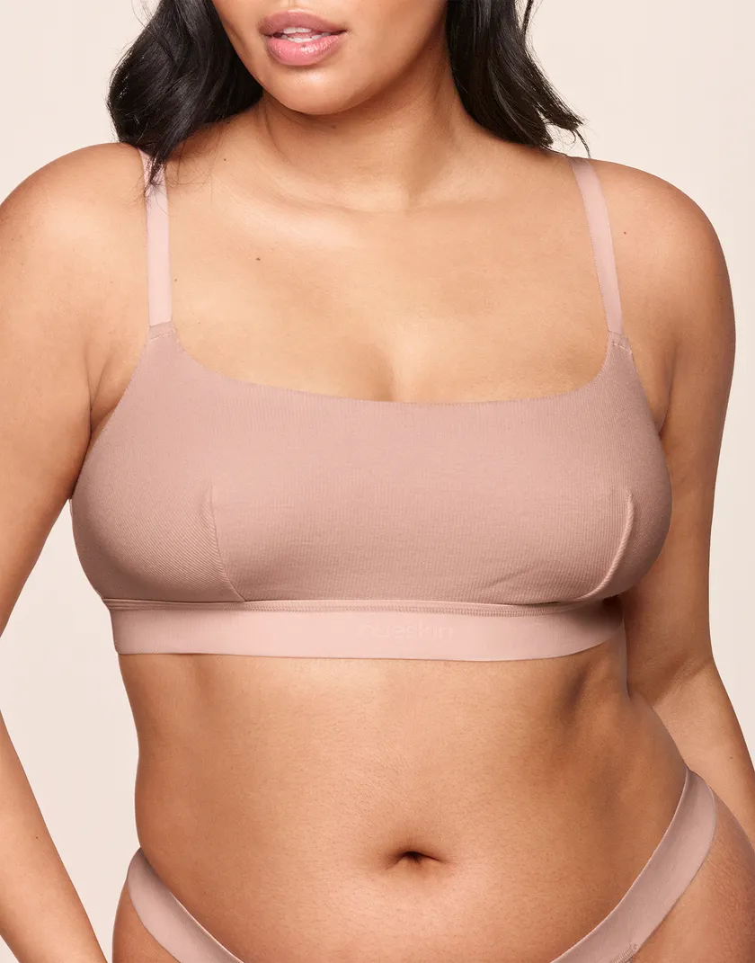Rory Medium Pink Plus Unlined bra bundle Model 1