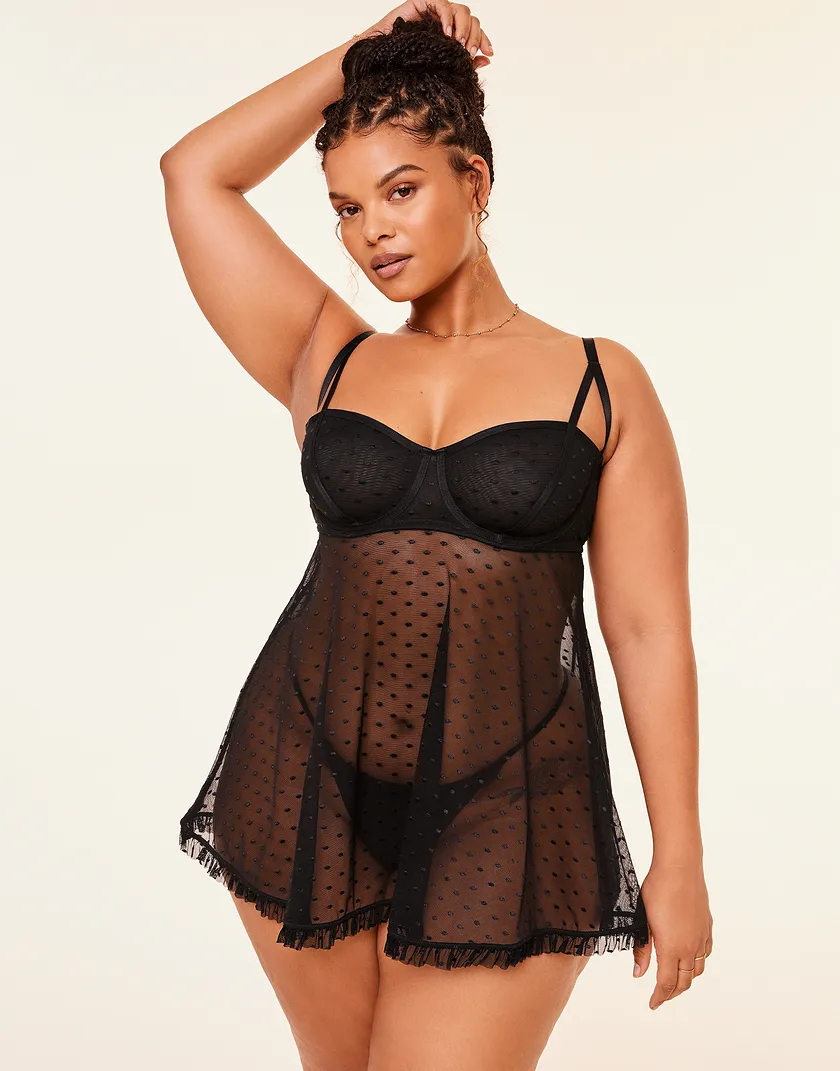 Aubrey Black Plus Unlined lingerie bundle Model 2