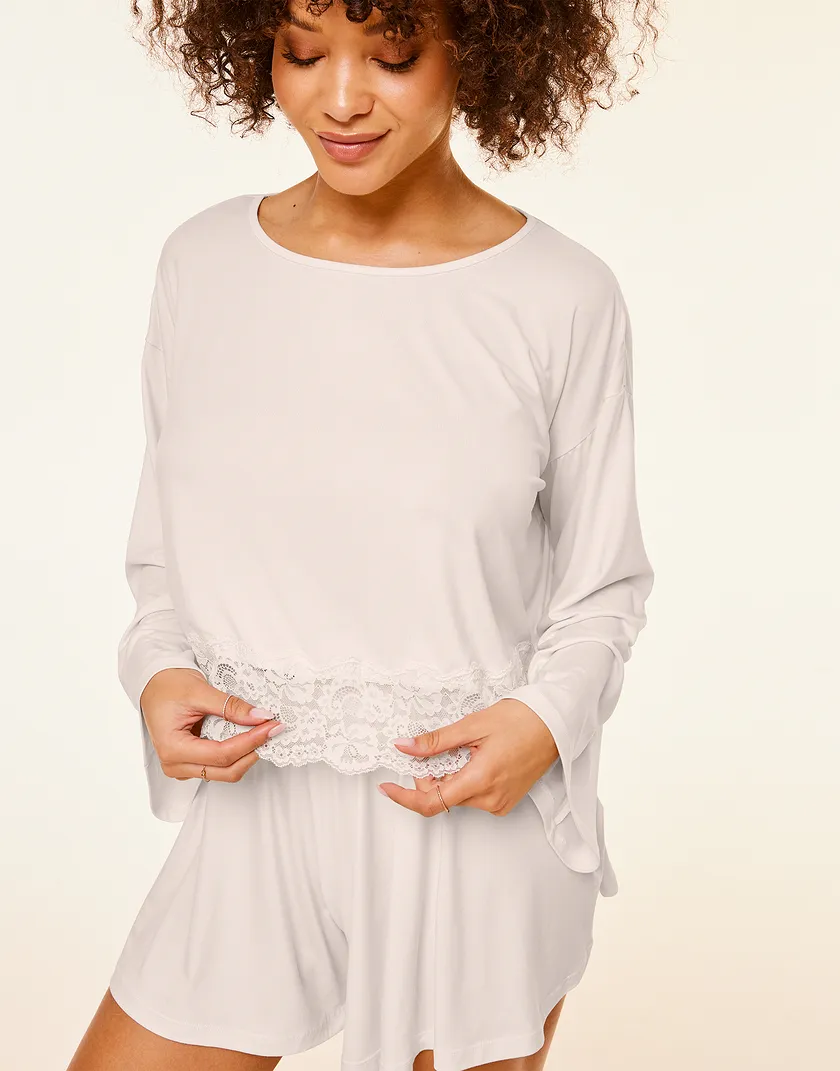 Ande Light White sleepwear bundle Model 5