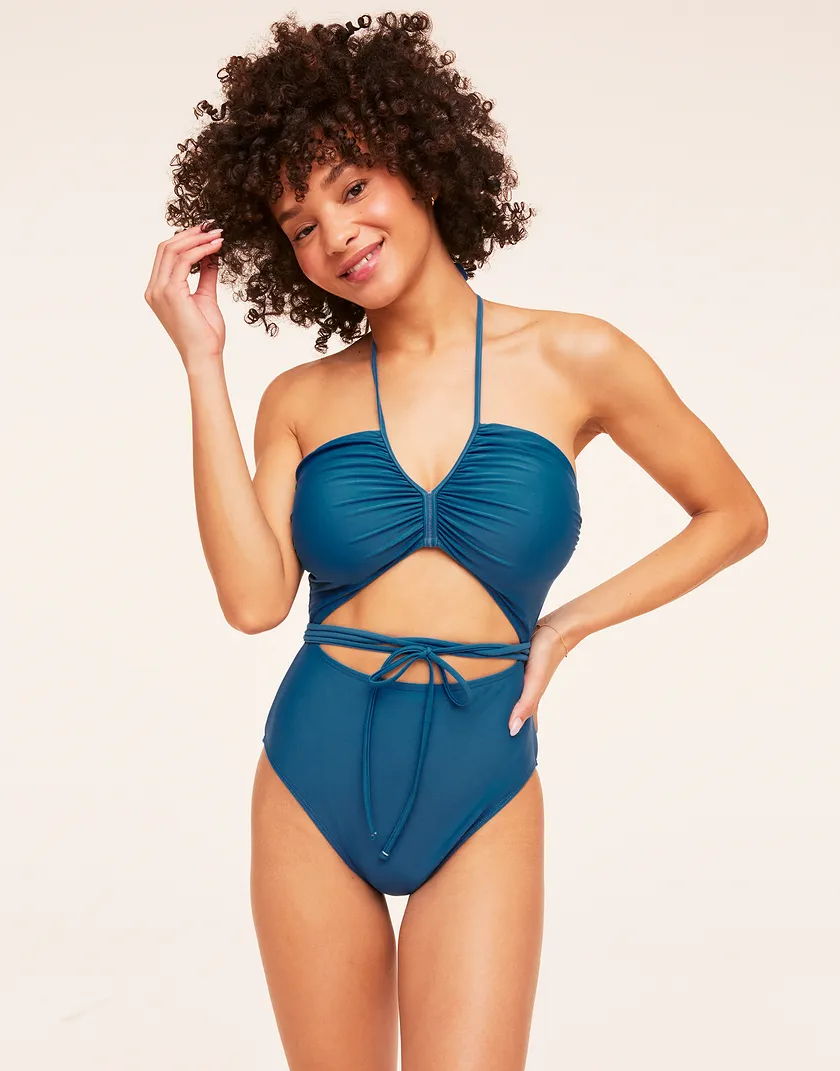 Lettie Dark Blue Contour swimwear bundle Model 4