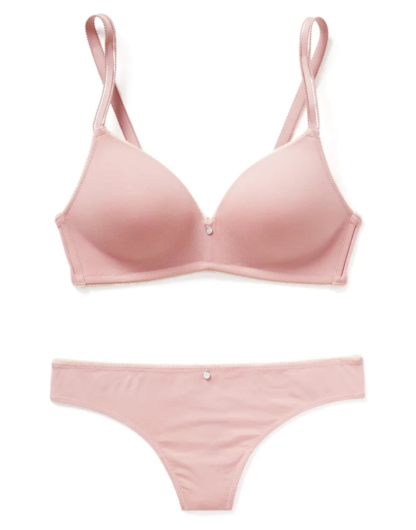 Jeanette B1 Medium Beige 2 Push Up bra bundle Still 3