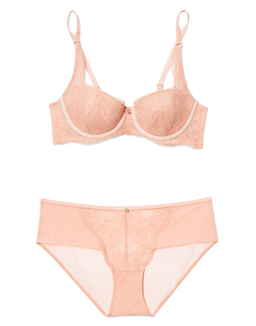 Bonnie Medium Pink 3 Contour bra bundle Still 5