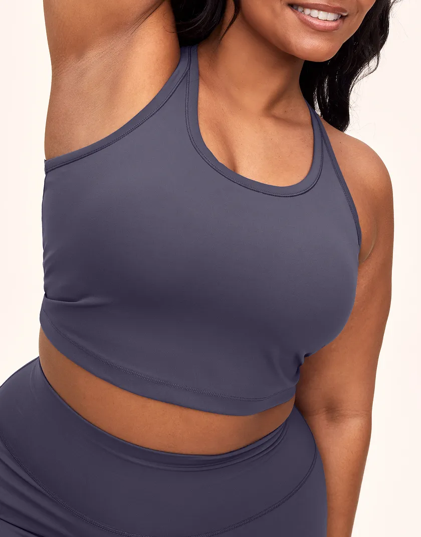 Elite Eryn Bra Dark Gray Plus activewear bundle Model 5