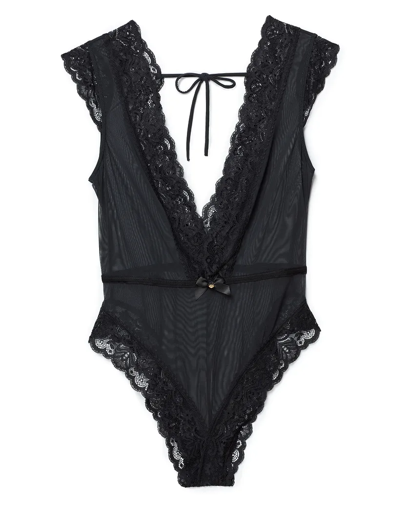 Amanda Black Unlined lingerie bundle Still 3