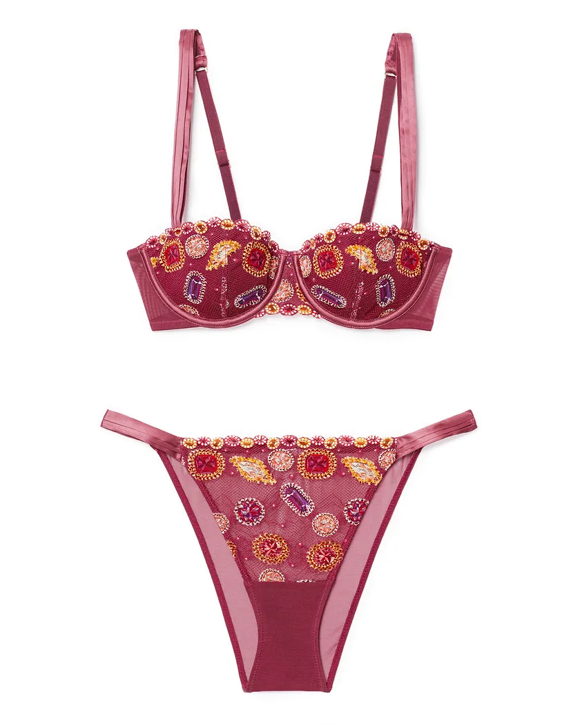 Dianna Novelty Pink 2 Lightly Lined bra bundle Still 3