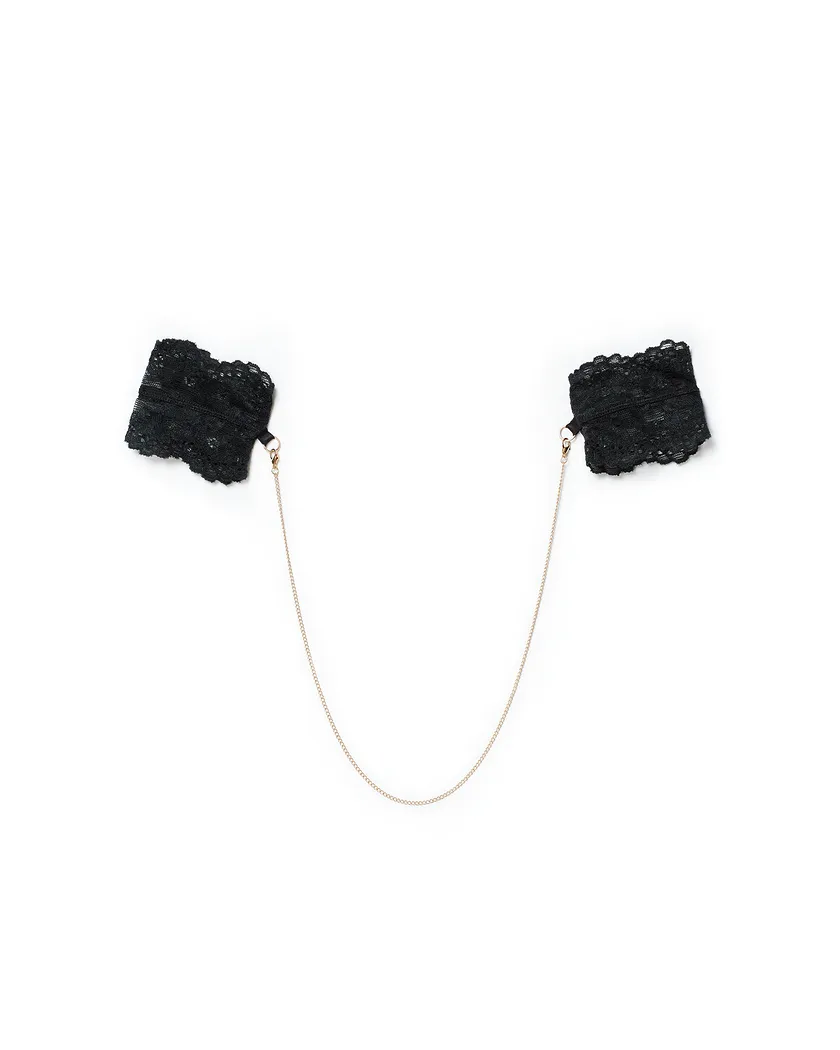 Lace Handcuffs Black accessory bundle Still 2