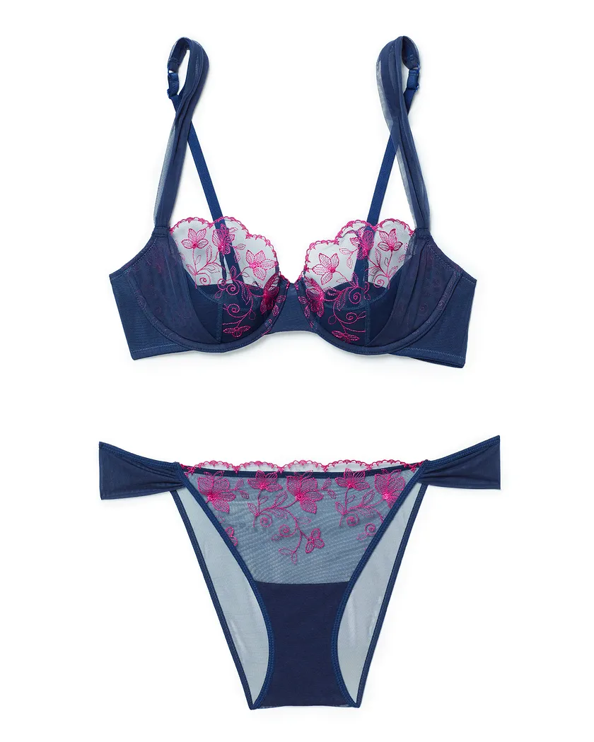 Sofia Dark Blue 4 Contour bra bundle Still 2