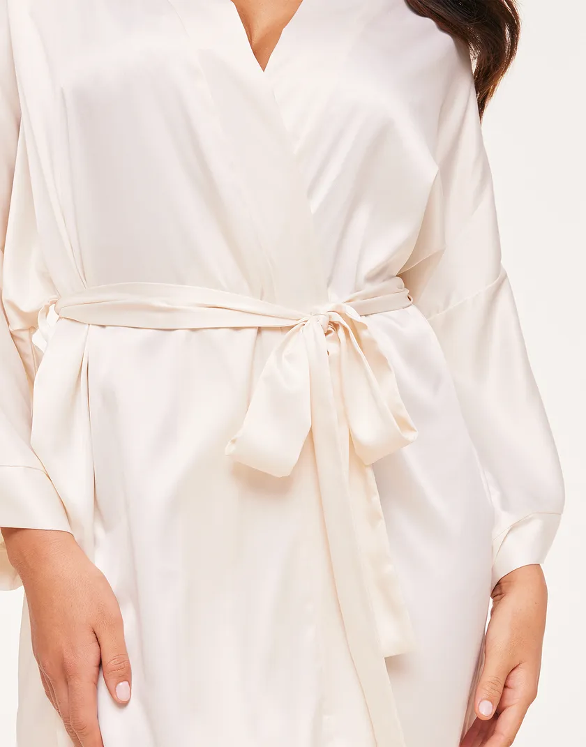 Izabella B1 Light White sleepwear bundle Model 4