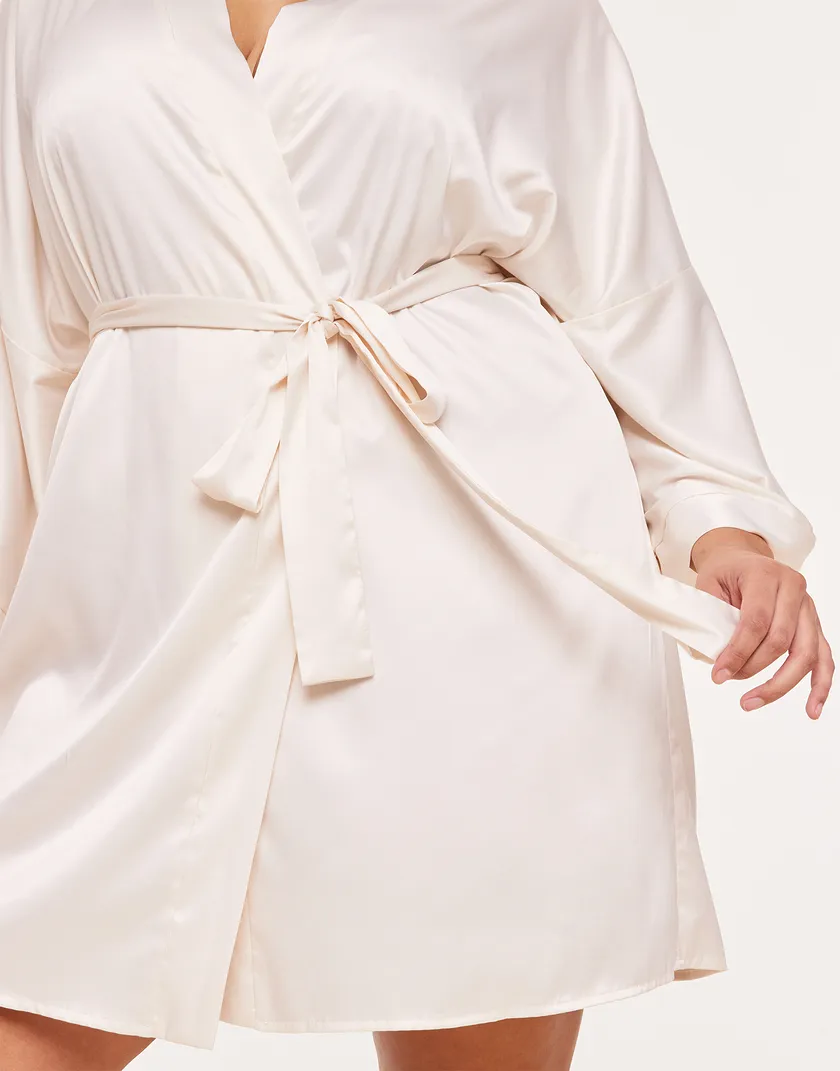 Izabella B1 Light White Plus sleepwear bundle Model 5