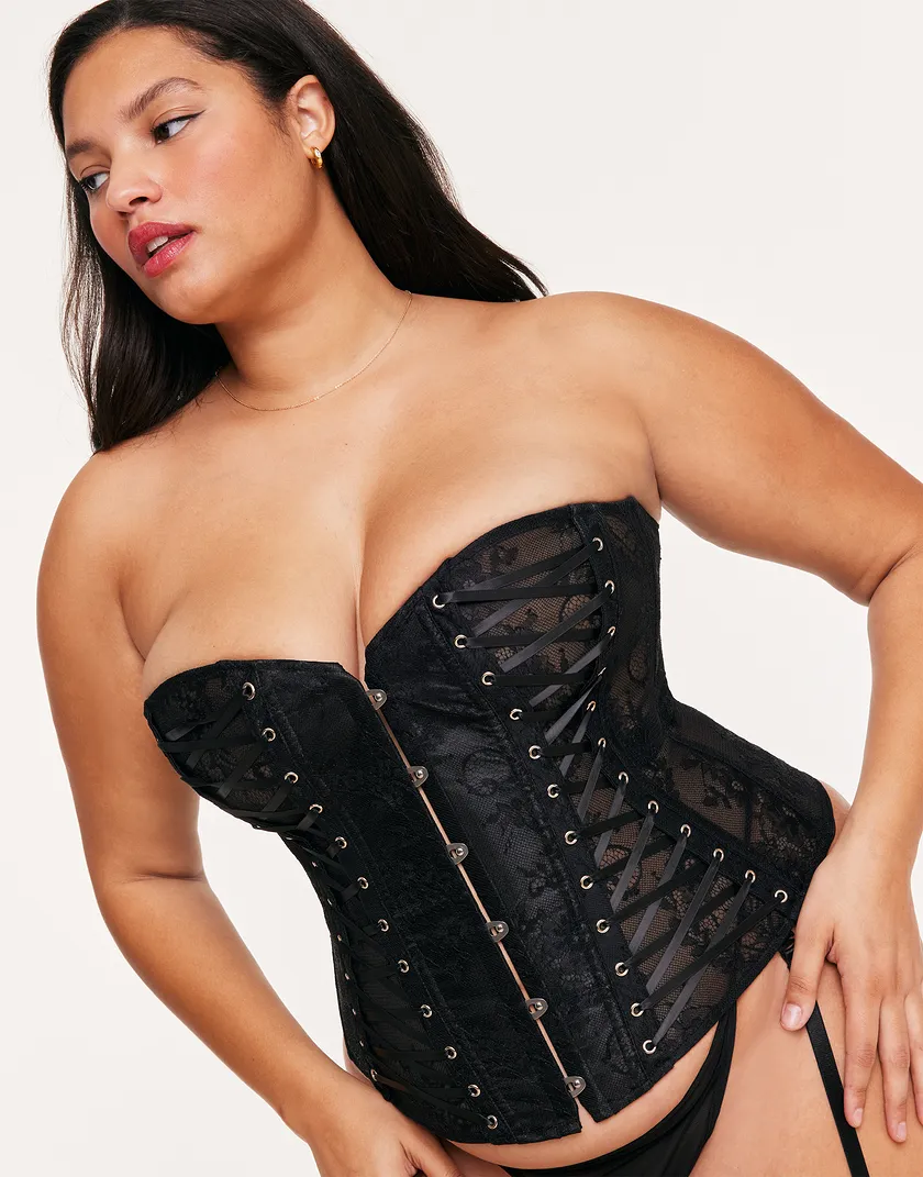 Nikita Black Plus Unlined corset bundle Model 5