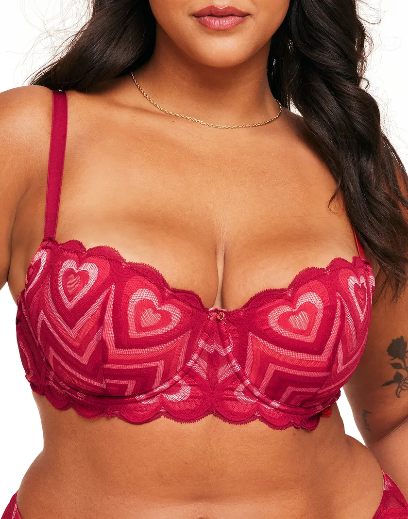 Amorina Dark Red 2 Plus Contour bra bundle Model 1