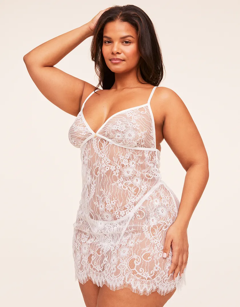 Addison White Plus lingerie bundle Model 1