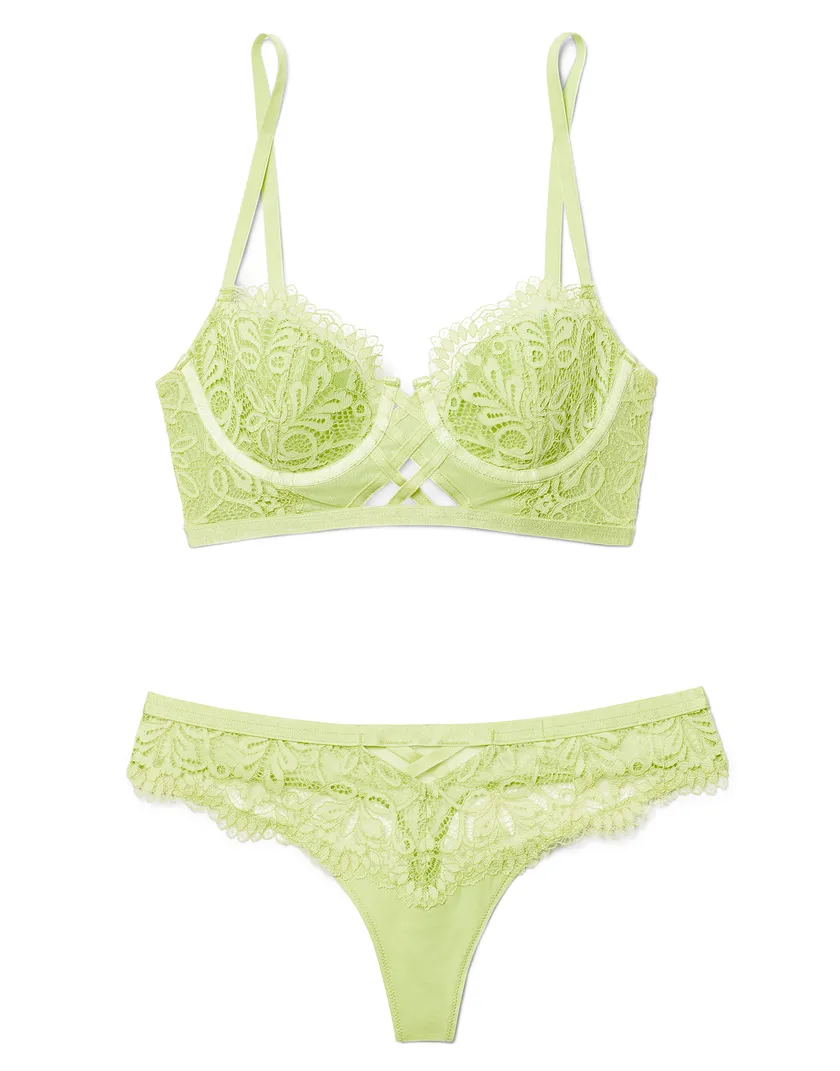 Diara Light Green 2 Contour bra bundle Still 1
