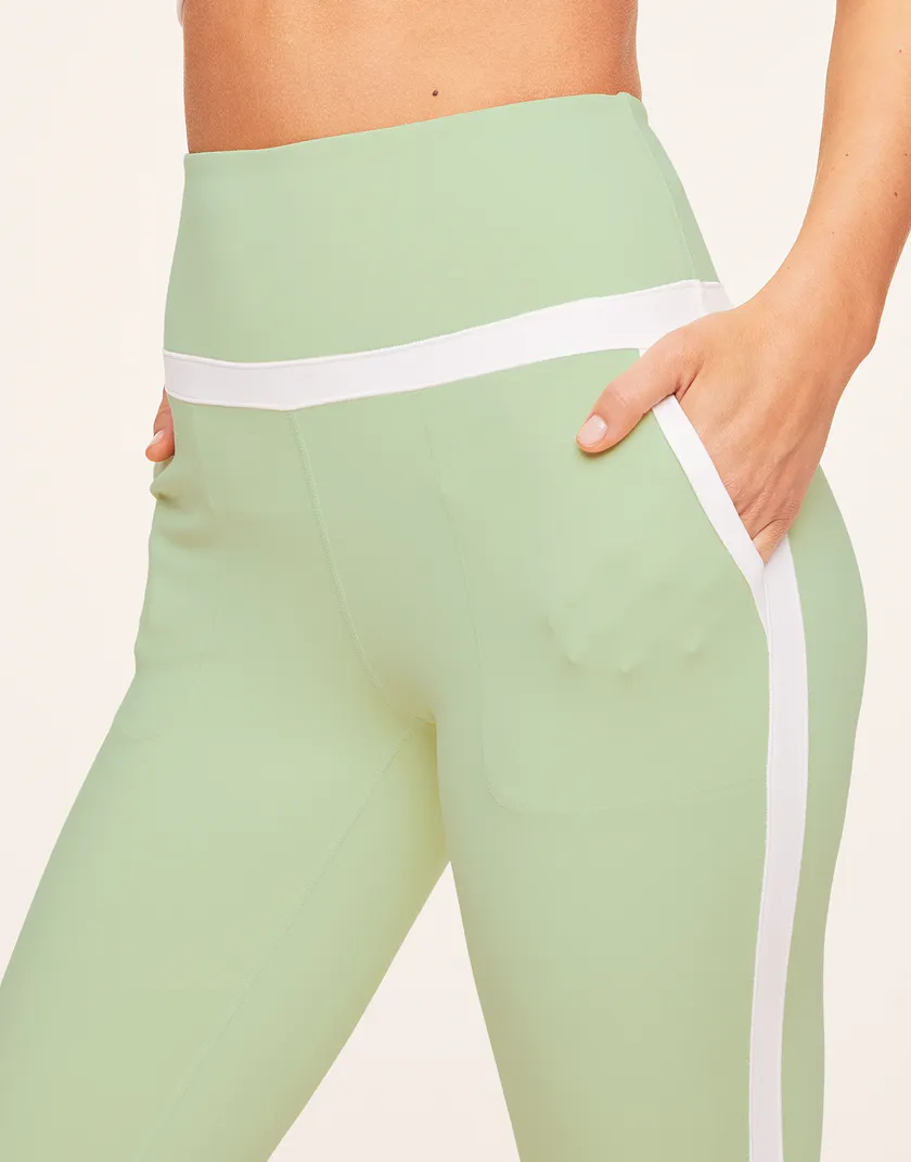 Tori Legging Light Green activewear bundle Model 4