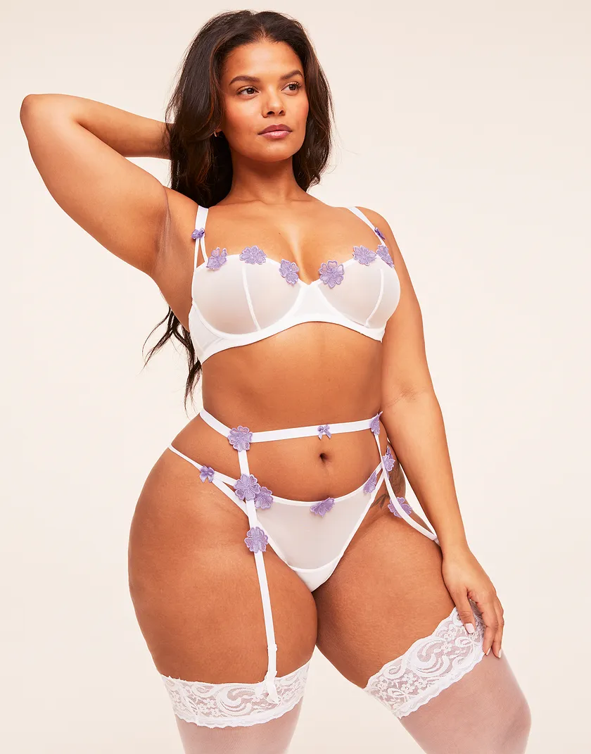 Meadow White Plus lingerie bundle Model 2