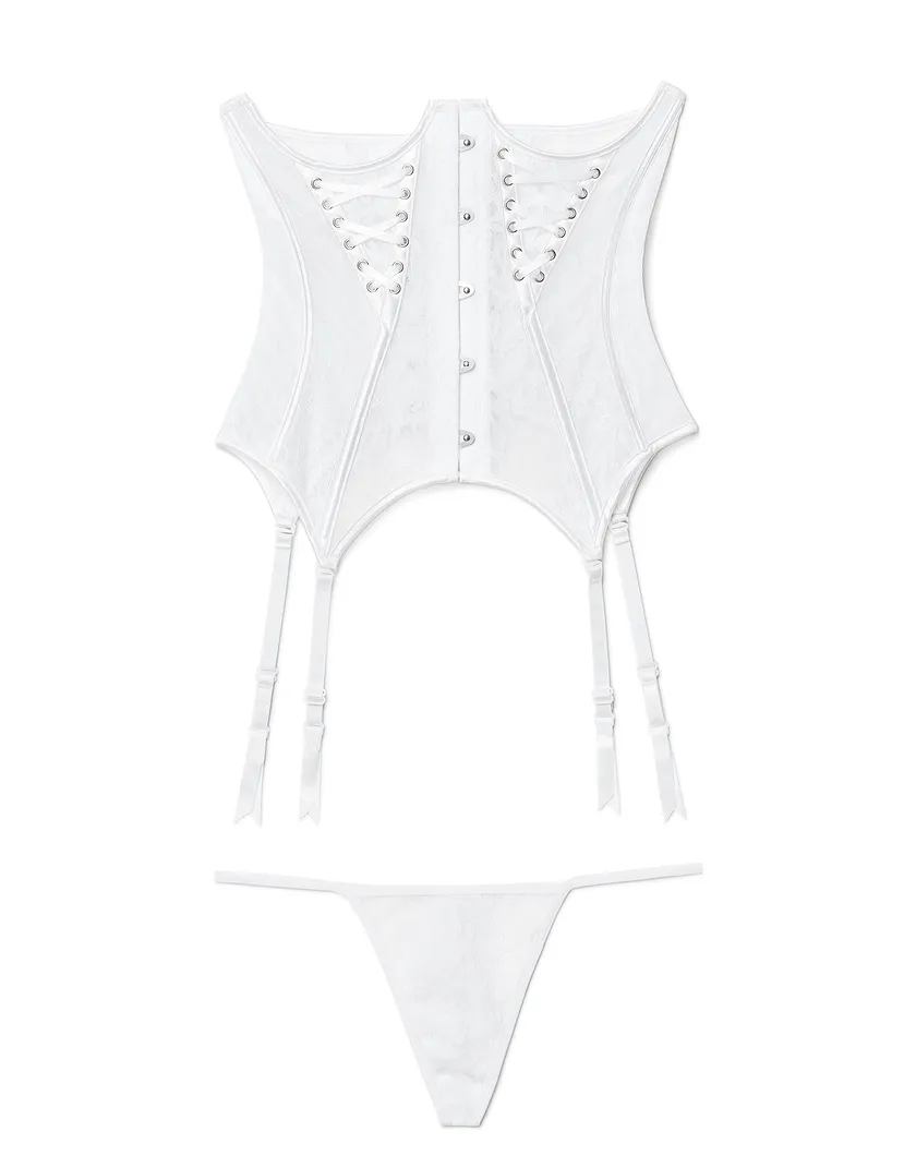 Alice White corset bundle Still 3