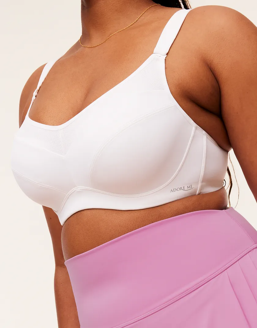 Maho White Plus Contour activewear bundle Model 5